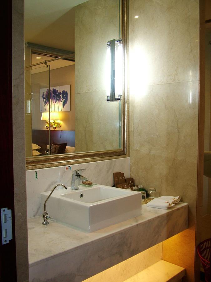 Fuxing Oriental Boutique Hotel Chifeng Quarto foto